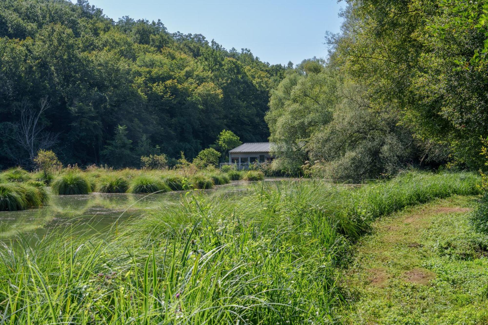 La Cabane Du Pont Du Douet Mazières-de-Touraine Exterior foto